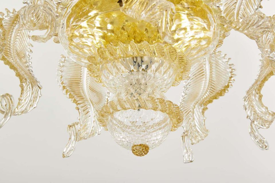 Atena a foglie d'oro