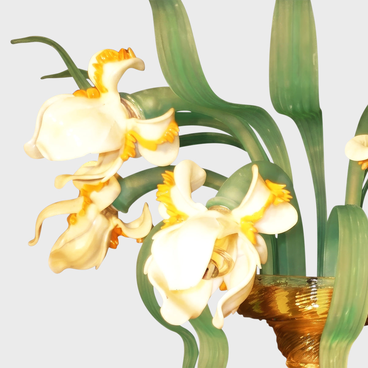 Wall Lamp White Iris